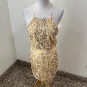 👒 NWOT Amazon Lace Halter Mini Dress